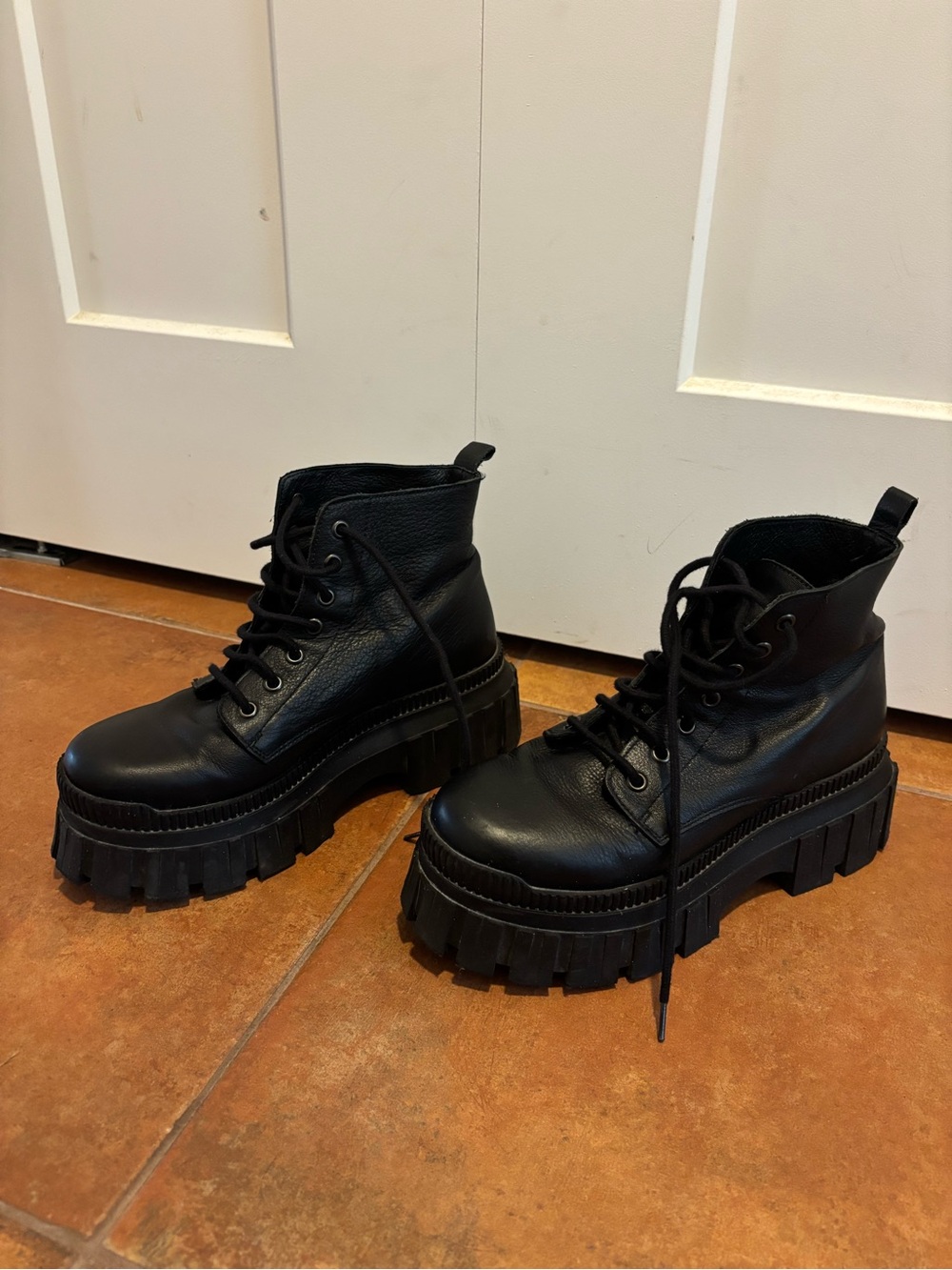 Chunky Platform Leather Boots - Black - Picture 6 of 6